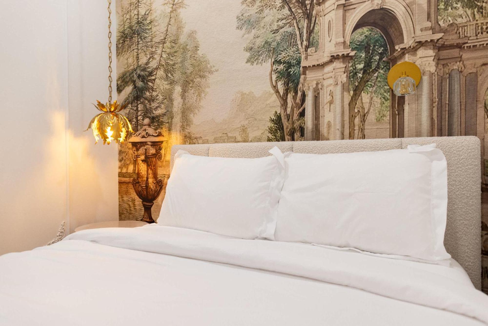 Сasa de vacaciones 4br Paris Style Heated Pool New Build