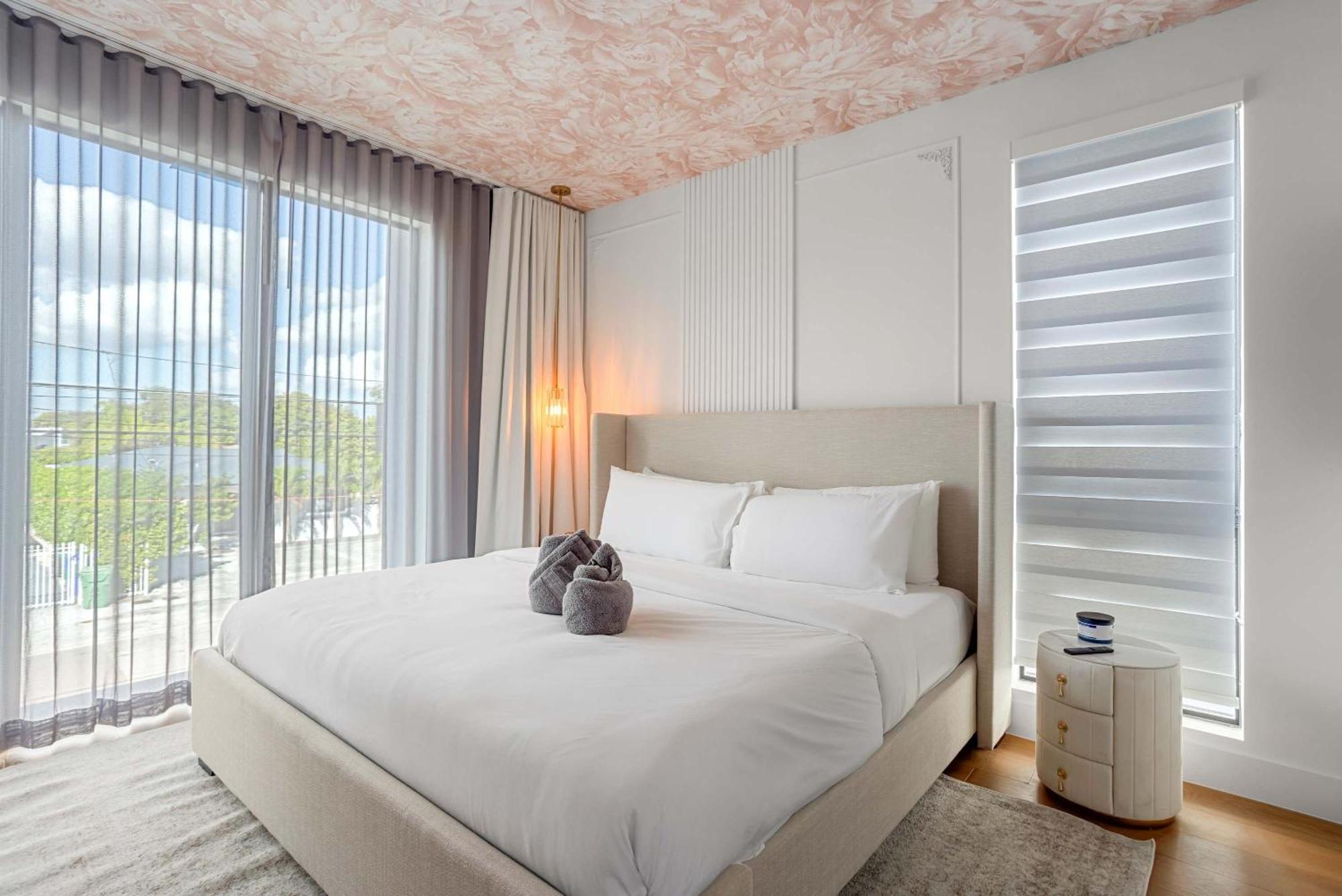 4br Paris Style Heated Pool New Build Casa vacanze